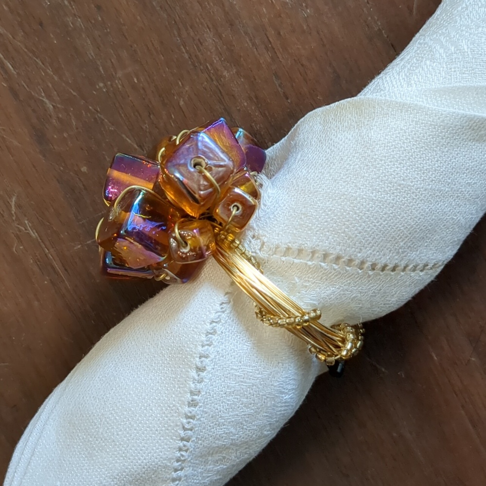 Kim Seybert Amber Array Napkin Rings NWT - Picture 2 of 6